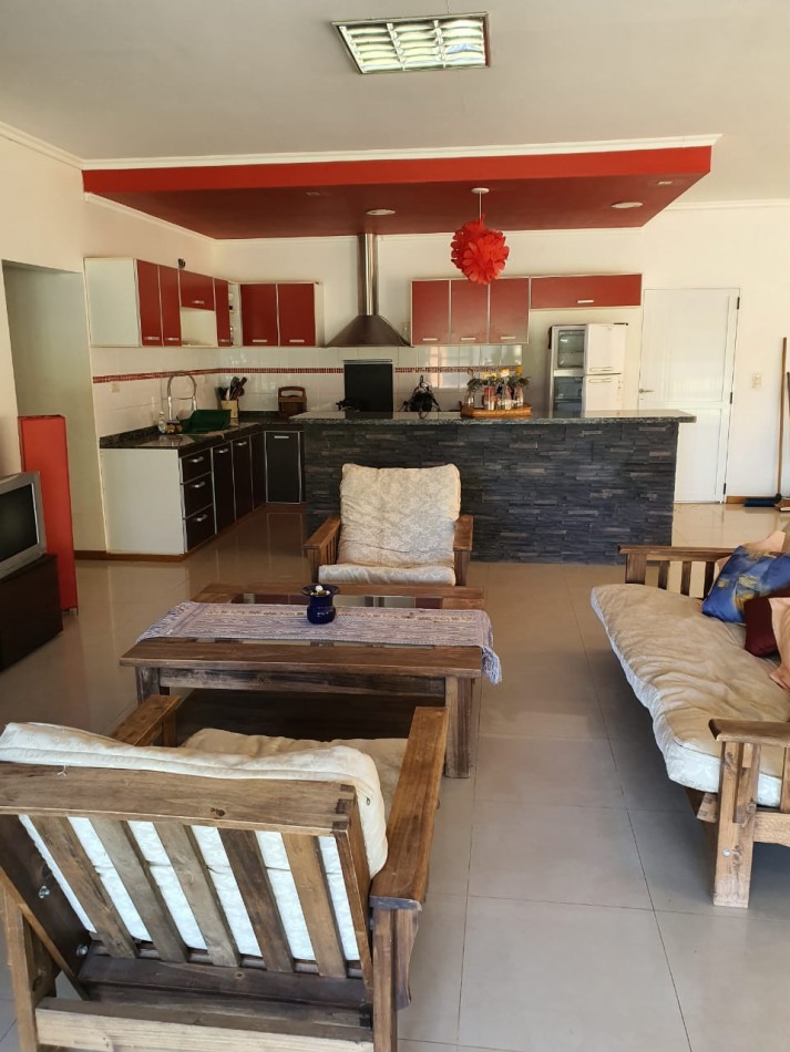 CASA EN COUNTRY RINCON SANTA MARIA