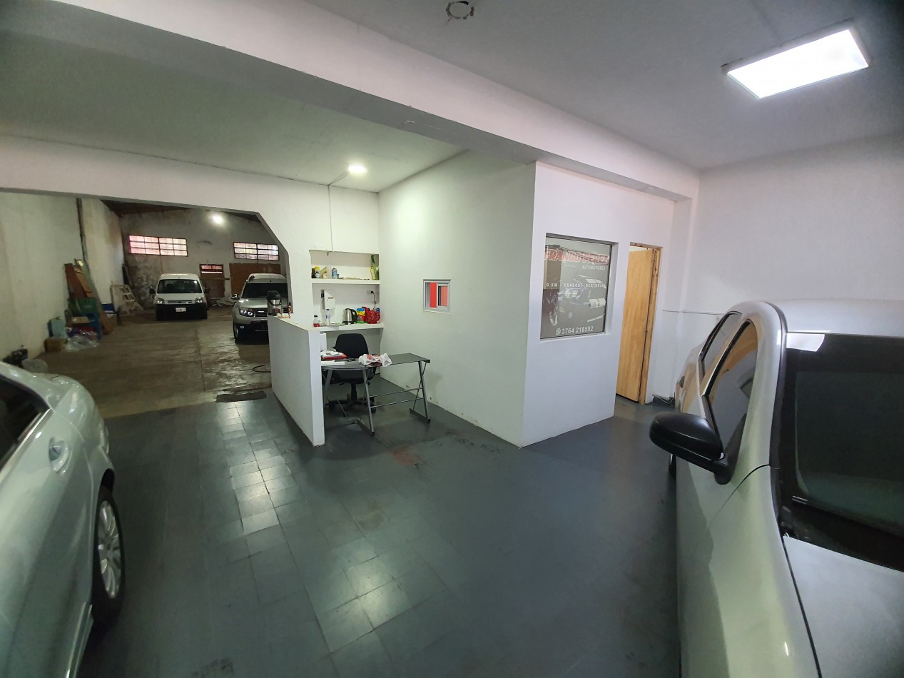 Importante propiedad en venta sobre Av Uruguay en Posadas