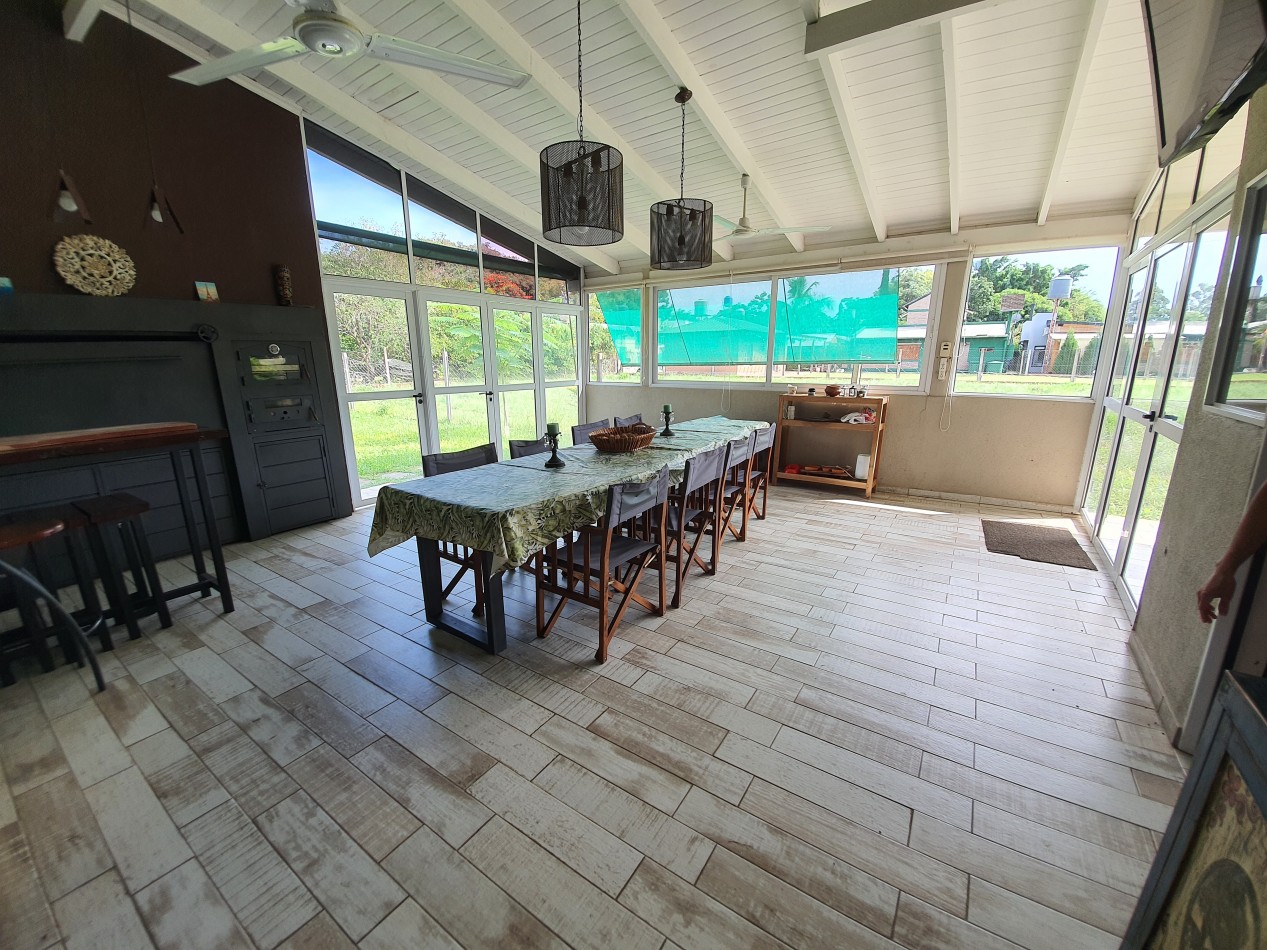 Hermosa casa en venta en Rincon Santa Maria 