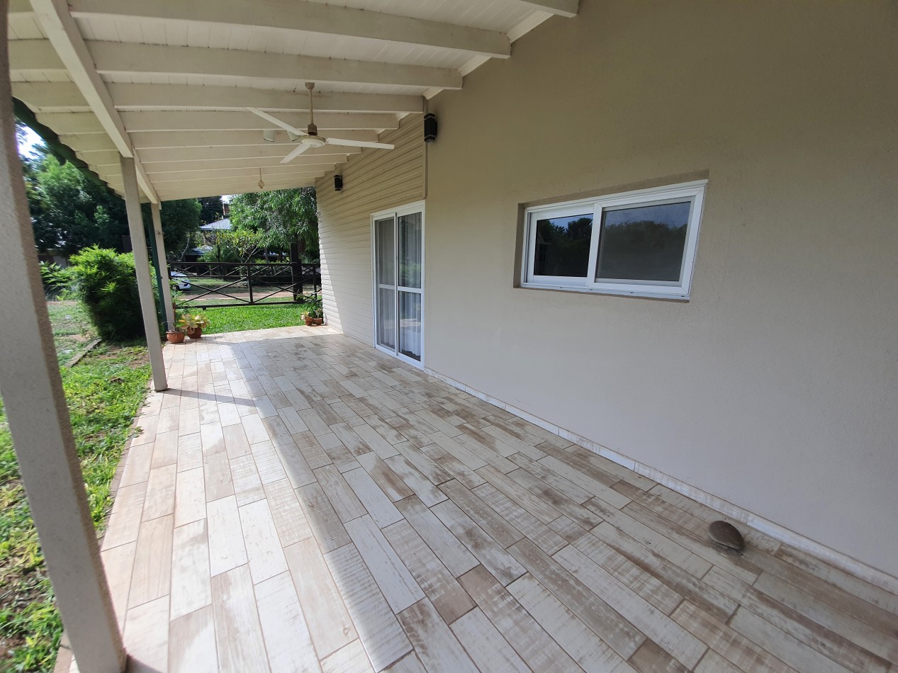 Hermosa casa en venta en Rincon Santa Maria 